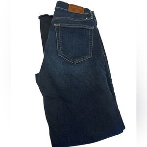 Lucky Brand jeans Bridgette Skinny button/zip tapered leg distressed size 0